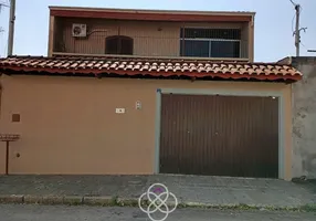 Foto 1 de Casa com 3 Quartos à venda, 160m² em Vila Rio Branco, Jundiaí