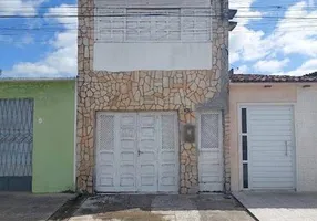 Foto 1 de Casa com 4 Quartos à venda, 167m² em Centro, Penedo