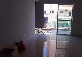 Foto 1 de Sobrado com 3 Quartos para alugar, 148m² em Vila Curuçá, Santo André