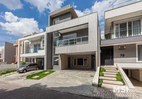 Foto 1 de Casa com 4 Quartos à venda, 281m² em Uberaba, Curitiba
