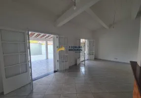 Foto 1 de Casa com 4 Quartos à venda, 185m² em Centro, Ubatuba