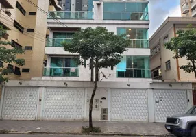 Foto 1 de Casa com 4 Quartos à venda, 380m² em Gonzaga, Santos