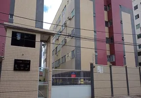 Foto 1 de Apartamento com 3 Quartos para alugar, 84m² em Benfica, Fortaleza