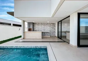 Foto 1 de Casa de Condomínio com 3 Quartos à venda, 229m² em Zona Sul, Uberlândia