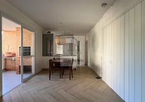 Foto 1 de Apartamento com 3 Quartos à venda, 82m² em Córrego Grande, Florianópolis