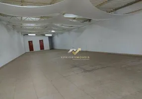 Foto 1 de Galpão/Depósito/Armazém à venda, 640m² em Santa Maria, Santo André