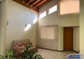 Foto 1 de Casa de Condomínio com 4 Quartos à venda, 360m² em Jardim Alvorada, Marília