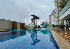 Foto 1 de Apartamento com 4 Quartos à venda, 140m² em Centro, Balneário Camboriú