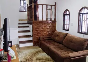 Foto 1 de Sobrado com 3 Quartos à venda, 202m² em Vila Humaita, Santo André