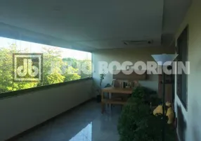 Foto 1 de Apartamento com 3 Quartos à venda, 109m² em Recreio Dos Bandeirantes, Rio de Janeiro