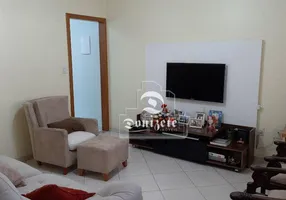 Foto 1 de Casa com 2 Quartos à venda, 166m² em Vila Scarpelli, Santo André