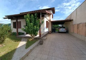 Foto 1 de Casa com 3 Quartos à venda, 109m² em Igra sul, Torres