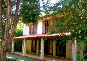 Foto 1 de Casa com 3 Quartos para alugar, 325m² em Granja Viana, Carapicuíba