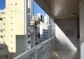 Foto 1 de Apartamento com 2 Quartos à venda, 122m² em Centro, Balneário Camboriú