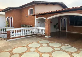 Foto 1 de Casa com 2 Quartos à venda, 311m² em Vila Deriggi, São Carlos