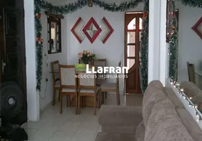 Foto 1 de Casa com 3 Quartos à venda, 130m² em Núcleo Residencial Isabela, Taboão da Serra