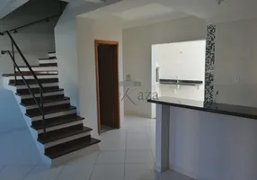 Foto 1 de Sobrado com 3 Quartos à venda, 72m² em Jardim Amália, Caçapava