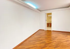 Foto 1 de Apartamento com 2 Quartos para alugar, 70m² em São João, Porto Alegre