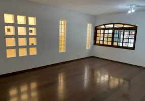 Foto 1 de Casa com 3 Quartos à venda, 134m² em Brooklin, São Paulo