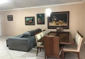 Foto 1 de Sobrado com 3 Quartos à venda, 135m² em Canto do Forte, Praia Grande