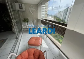 Foto 1 de Apartamento com 3 Quartos à venda, 107m² em Pitangueiras, Guarujá