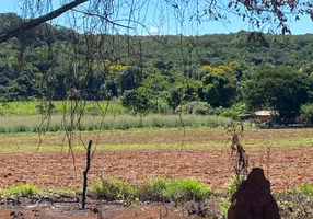 Foto 1 de Lote/Terreno à venda, 20000m² em Zona Rural, Jequitibá