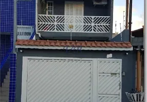 Foto 1 de Sobrado com 2 Quartos à venda, 122m² em Vila Scarpelli, Santo André