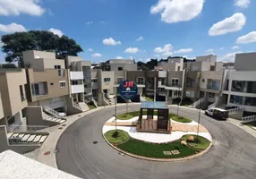 Foto 1 de Casa com 4 Quartos à venda, 304m² em Bacacheri, Curitiba