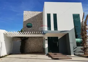 Foto 1 de Casa de Condomínio com 4 Quartos à venda, 200m² em Cidade Universitaria, Petrolina