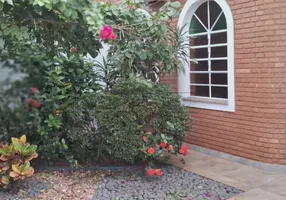 Foto 1 de Casa com 2 Quartos à venda, 148m² em Jardim Morumbi, Araraquara