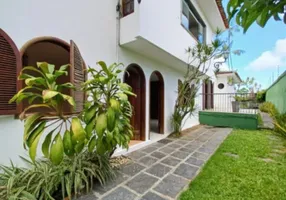 Foto 1 de Casa com 6 Quartos à venda, 446m² em Várzea, Recife