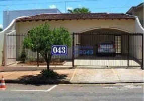 Foto 1 de Casa com 3 Quartos à venda, 146m² em Jardim Londrilar, Londrina
