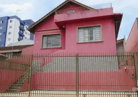 Foto 1 de Casa com 4 Quartos para alugar, 100m² em Centro, Ponta Grossa