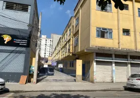 Foto 1 de Apartamento com 3 Quartos à venda, 66m² em Aterrado, Volta Redonda