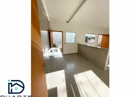 Foto 1 de Casa com 3 Quartos à venda, 100m² em Residencial Flamboyant, Anápolis