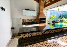 Foto 1 de Casa com 3 Quartos à venda, 180m² em Parque Amazônia, Goiânia