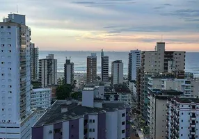 Foto 1 de Apartamento com 3 Quartos à venda, 107m² em Vila Guilhermina, Praia Grande