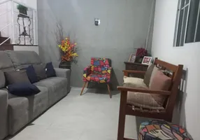 Foto 1 de Sobrado com 3 Quartos à venda, 123m² em Villa Di Cesar, Mogi das Cruzes