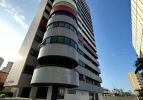 Foto 1 de Apartamento com 3 Quartos à venda, 250m² em Dionísio Torres, Fortaleza