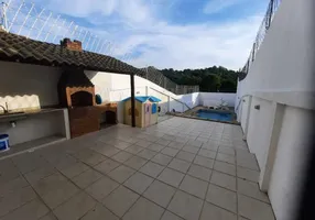 Foto 1 de Casa de Condomínio com 3 Quartos à venda, 380m² em Anil, Rio de Janeiro