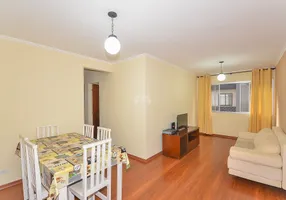 Foto 1 de Apartamento com 3 Quartos à venda, 73m² em Champagnat, Curitiba