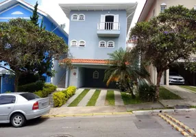 Foto 1 de Sobrado com 4 Quartos para venda ou aluguel, 240m² em Jardim Lambreta, Cotia