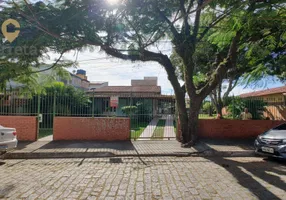 Foto 1 de Casa com 3 Quartos à venda, 720m² em Centro, Rio das Ostras