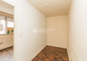 Foto 1 de Kitnet com 1 Quarto para alugar, 35m² em Costa E Silva, Porto Alegre