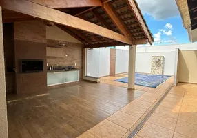Foto 1 de Casa com 3 Quartos à venda, 247m² em Parque Solar do Agreste A, Rio Verde