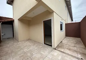Foto 1 de Casa de Condomínio com 2 Quartos à venda, 72m² em Jardim Quietude, Praia Grande