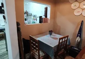 Foto 1 de Casa com 2 Quartos à venda, 70m² em Itapuã, Salvador