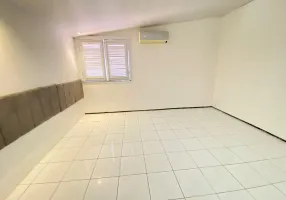 Foto 1 de Casa de Condomínio com 3 Quartos à venda, 80m² em Messejana, Fortaleza