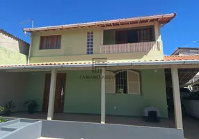 Foto 1 de Casa com 4 Quartos à venda, 270m² em Parque Mataruna, Araruama