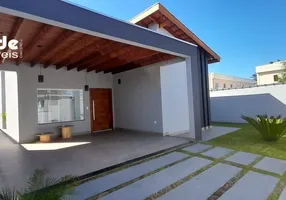 Foto 1 de Casa com 3 Quartos à venda, 164m² em Pontal de Santa Marina, Caraguatatuba